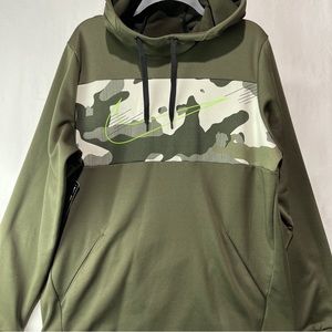 Nike Hooded Sweater Men's Size Large Therma Training Camo Graphic BV2778-325 New